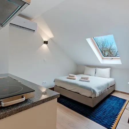 Lovely Fully Equipped Near Subway N11 - Shared Bathroom With Another 公寓 Lisboa
