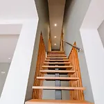 Lovely Fully Equipped Near Subway N11 - Shared Bathroom With Another Appartement *